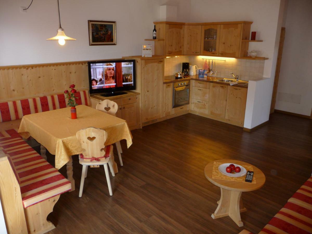 Ferienwohnungen Obermoarhof Lagundo Bagian luar foto