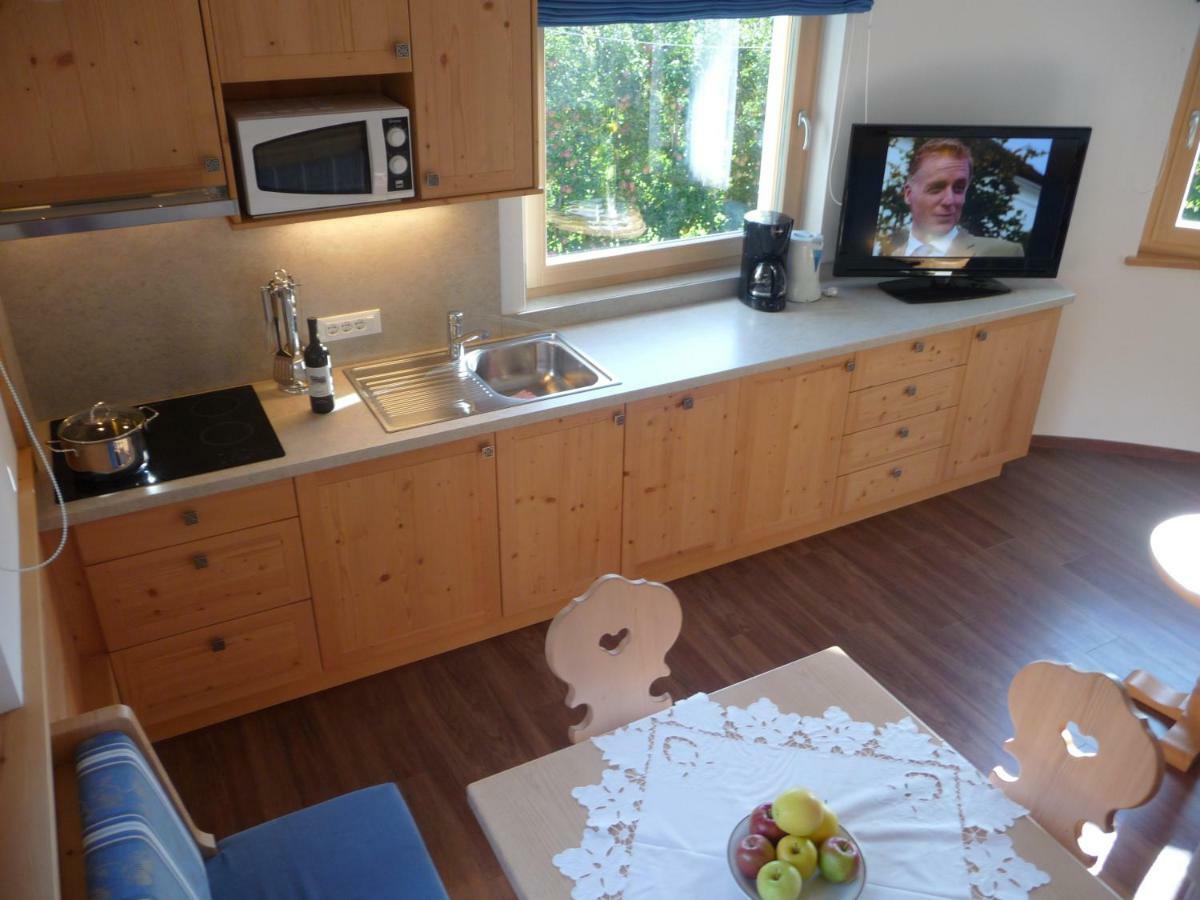 Ferienwohnungen Obermoarhof Lagundo Bagian luar foto
